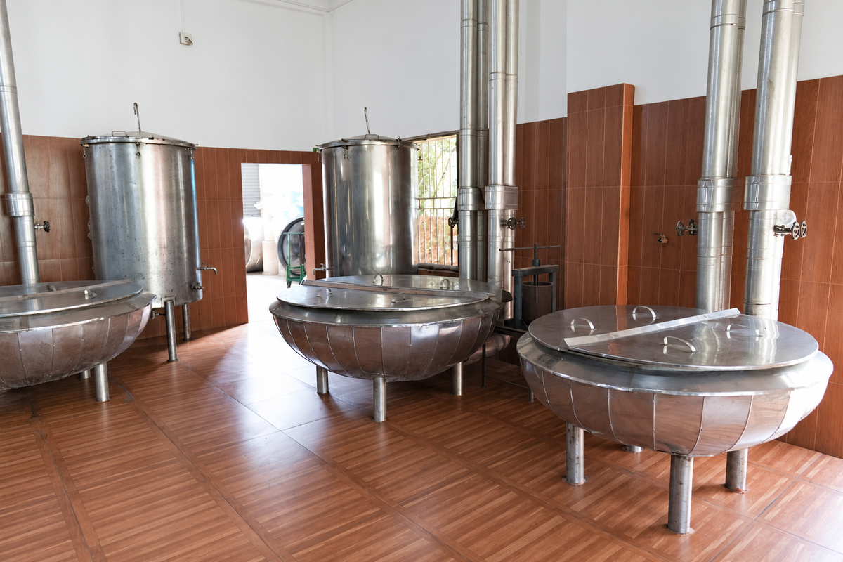 Manufacturing vessels at Sanadana Herbals